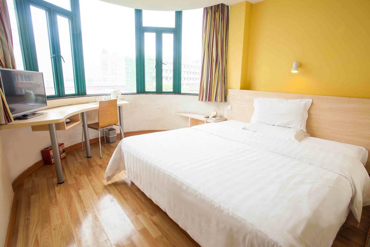 7Days Inn Wuhan Zhuankou Development Zone Jianghan University Номер фото